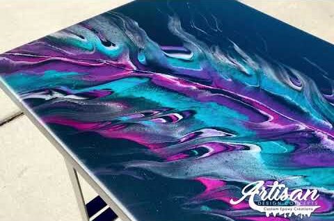 Peacock Feather Epoxy Desk: Bold Design with Feathered Flair