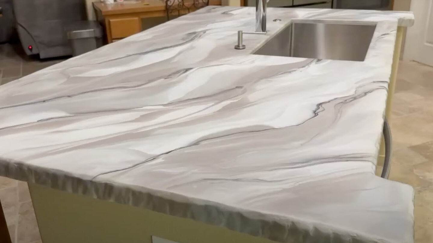 Soft Resin Countertop Design with Warm Tones